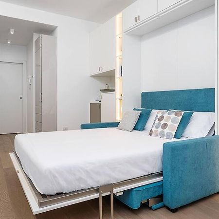 Gioia Studio Apartment Милано Екстериор снимка